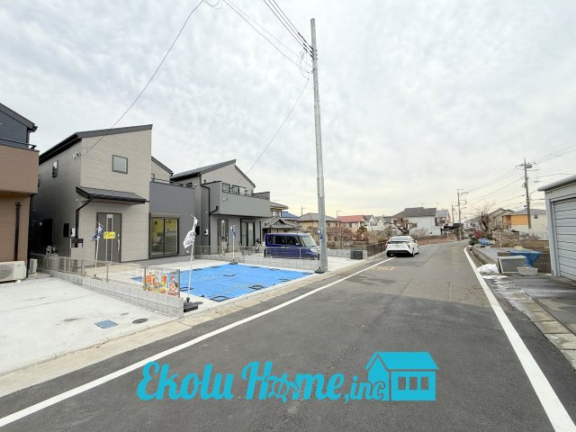 青梅今井第三　全５棟　４号棟の前面道路含む現地写真|前面道路含む現地写真です