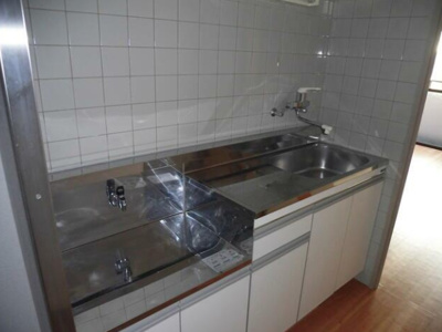 【キッチン】 | サンアロウ | キッチンです