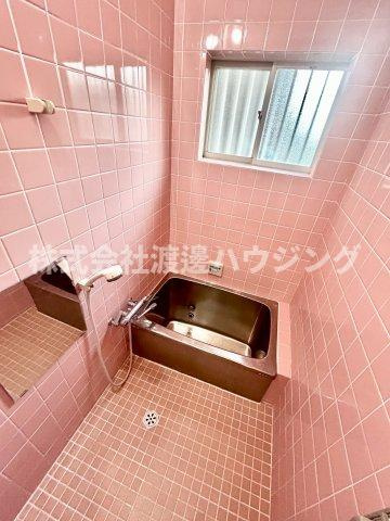 東大阪市友井３丁目一戸建の浴室