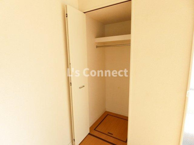【収納】 | 矢嶋コーポ | クローゼットでお荷物もすっきり収納。