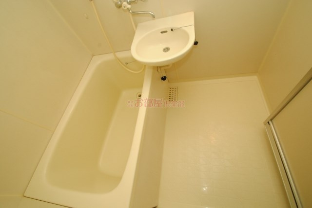 コーポラスF1の浴室