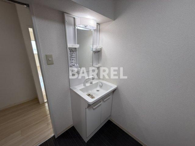 パインハイツの独立洗面台