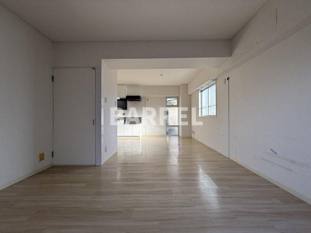 パインハイツの居間・リビング