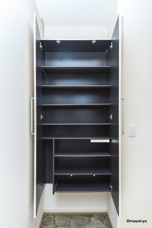 River Greenの玄関|下駄箱