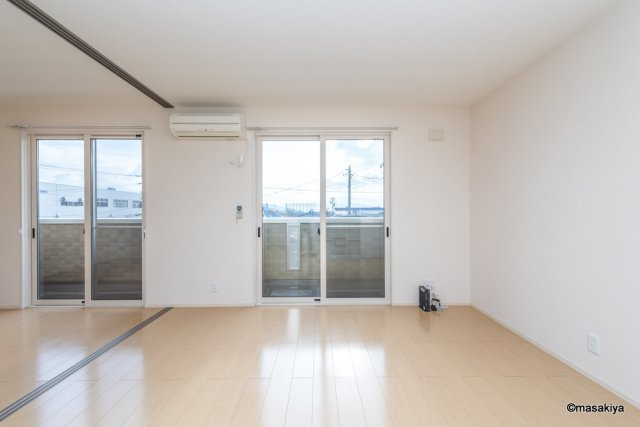 River Greenの居間・リビング