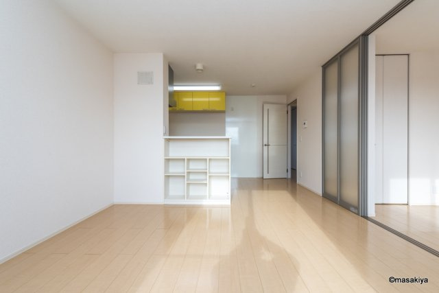 River Greenの居間・リビング