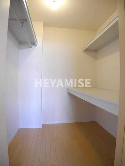 カーサ・チェレステA棟の収納