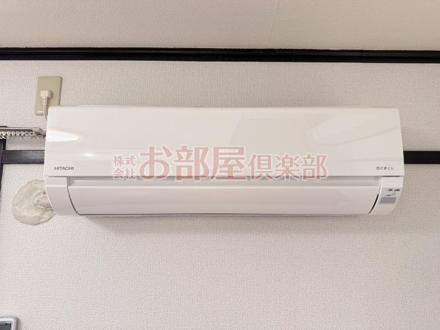 PLEAST梅満町の設備|綺麗なエアコンもあります。