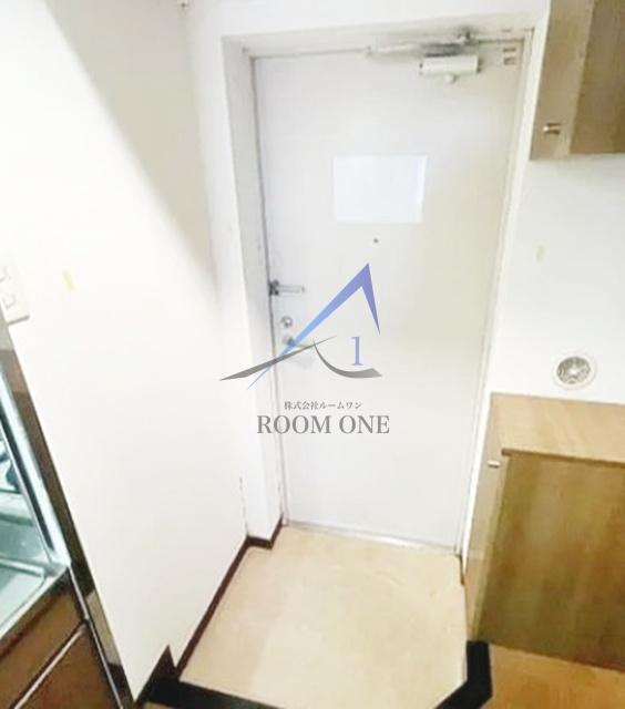 シンシア学芸大学セカンドステージの玄関|玄関です。