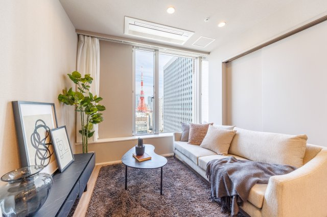 【居間・リビング】 | ご自宅から現地まで、当社スタッフがお車にて、「お迎え・お送り」をしております。ぜひお気軽にお問い合わせくださいませ♪