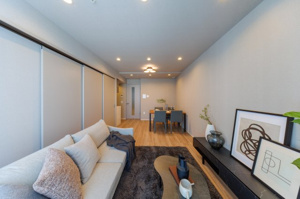 【居間・リビング】 | ご自宅から現地まで、当社スタッフがお車にて、「お迎え・お送り」をしております。ぜひお気軽にお問い合わせくださいませ♪