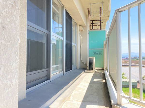 ビレッジハウス燕1号棟のバルコニー|ビレッジハウスの同一物件・同一タイプの間取りの写真です