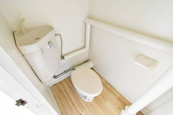 ビレッジハウス東金井2号棟のトイレ|ビレッジハウスの同一物件・同一タイプの間取りの写真です