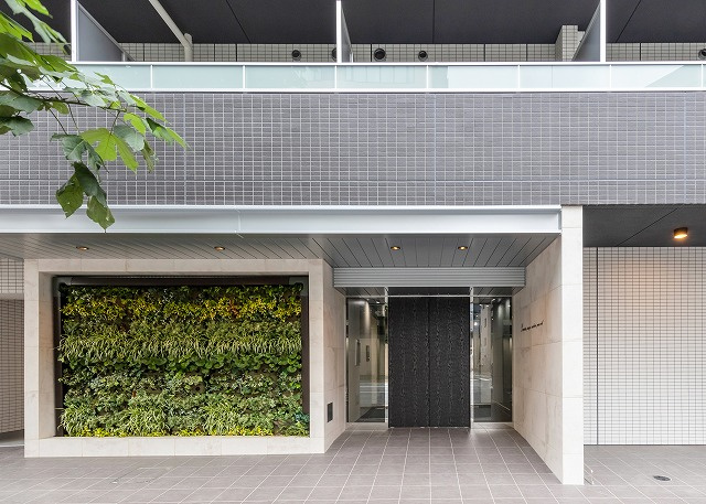 ジェノヴィア四谷三丁目グリーンヴェールの外観