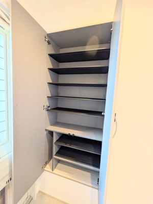 大容量のシューズボックス