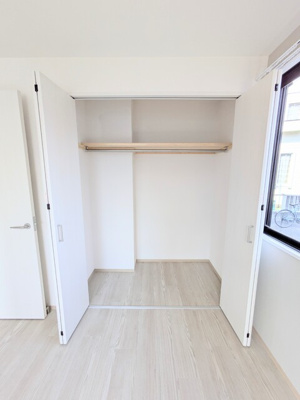 クローゼットが各部屋にあります！