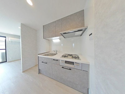 3口ガスコンロ・グリル付きシステムキッチン