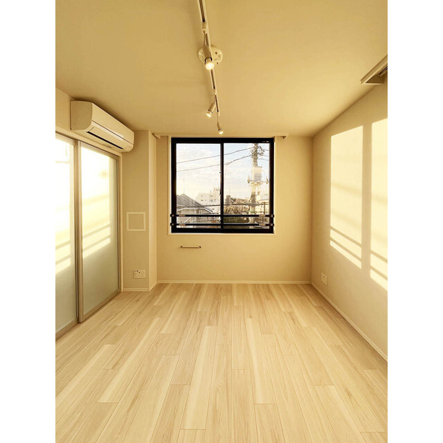 ラ・ペルラ下北沢の内装