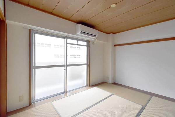 ビレッジハウス荒川2号棟の居間・リビング|ビレッジハウスの同一物件・同一タイプの間取りの写真です