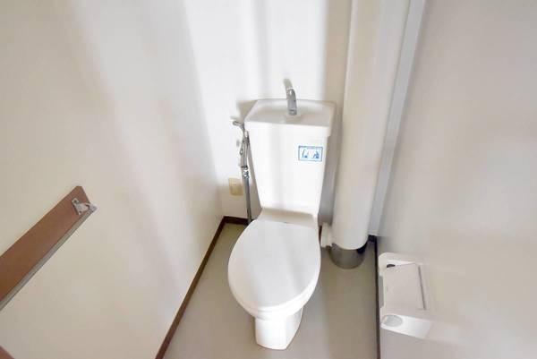 ビレッジハウス荒川2号棟のトイレ|ビレッジハウスの同一物件・同一タイプの間取りの写真です