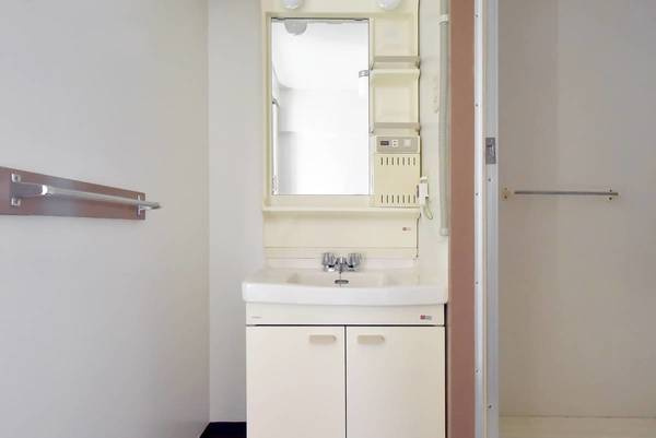 ビレッジハウス荒川2号棟の洗面所|ビレッジハウスの同一物件・同一タイプの間取りの写真です