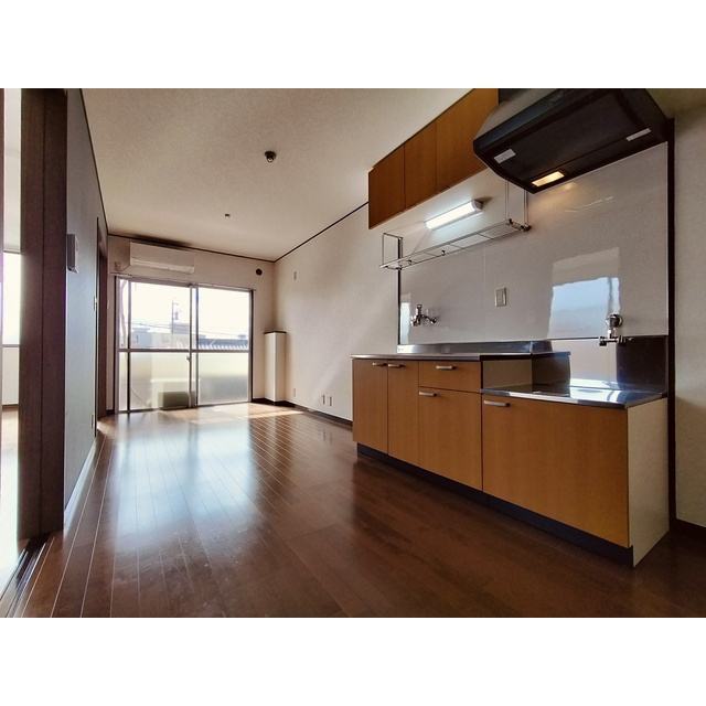 朝日堂コーポの居間・リビング|LDK