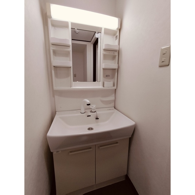 朝日堂コーポの洗面所|洗髪洗面化粧台