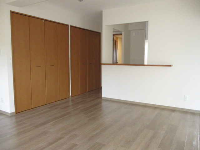 ハイツ・ラポールの居間・リビング