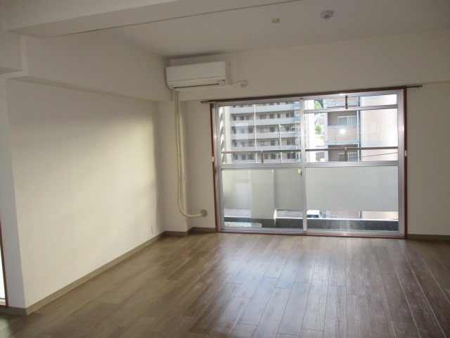 ハイツ・ラポールの居間・リビング