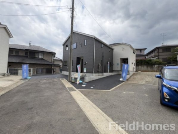 伊勢原市沼目５丁目新築戸建て　第26-2号棟の前面道路含む現地写真|前面道路含む現地写真です。