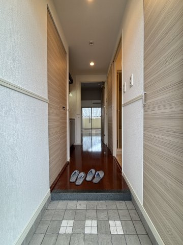 F・PARC西新の玄関