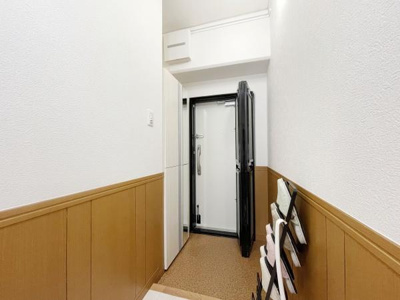 【玄関】 | エバーグリーン金岡二号棟 | 気持ちの良い朝は、毎日ここからスタートしていきます♪