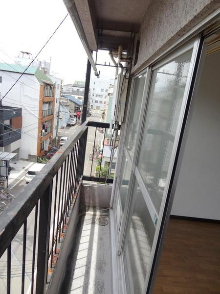 工藤マンションのバルコニー|★南向きバルコニー★