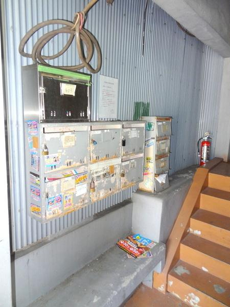 工藤マンションのエントランス|★集合ポスト★