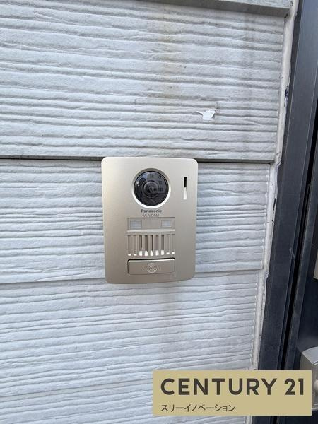泉尾2丁目店舗付き貸家のセキュリティ|★カメラ付きインターホン★
