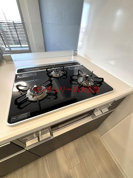 プレサンス大正フレンジ（Jタイプ）のキッチン|★３口ガスコンロ★