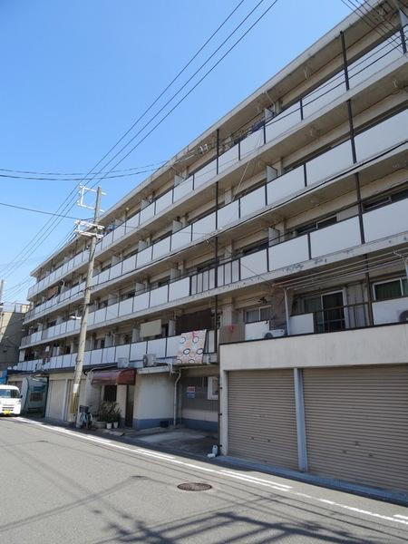 北代ビルのエントランス|★建物入口★