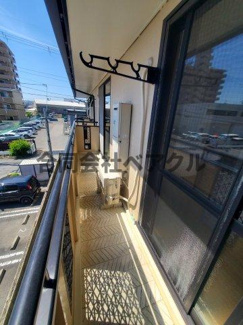 【バルコニー】 | パルカーサ南京都 | お洗濯にも便利なバルコニー付き