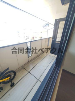 【バルコニー】 | パルカーサ南京都 | 落ち着いた時間を過ごせるバルコニーです