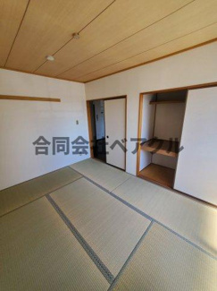 【和室】 | パルカーサ南京都 | 柔らかい畳が心地よい和室