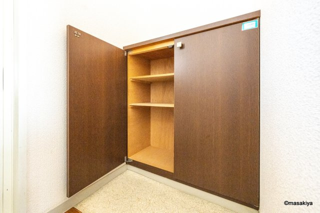 アネーロ和田　Aの玄関