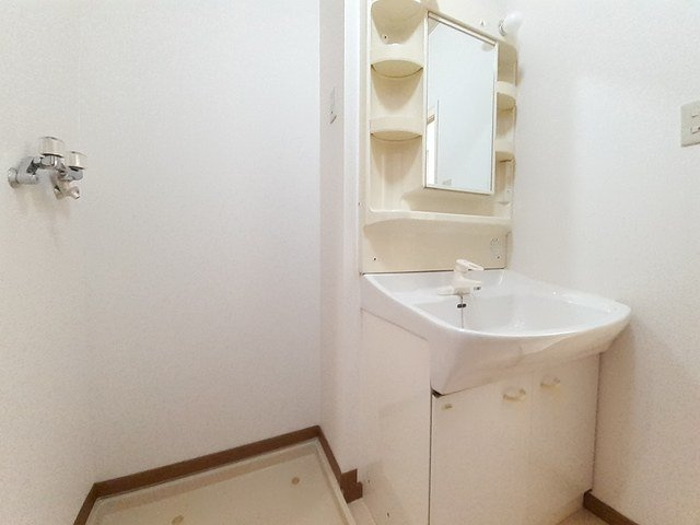 ル・ファミーユＡの洗面所|使いやすい洗面所です