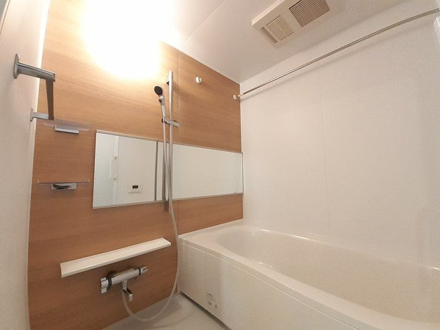 スマイル　ジャストの浴室|コンパクトで使いやすいお風呂です