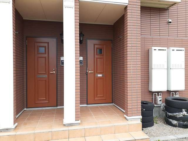 ラフレシール　Ｂのエントランス