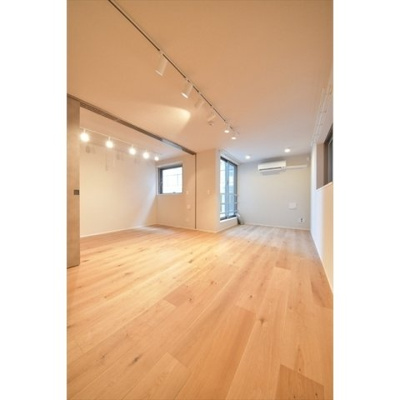 【内装】 | EDIT大森