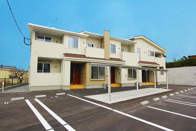 フランフランサクラＢ棟の外観