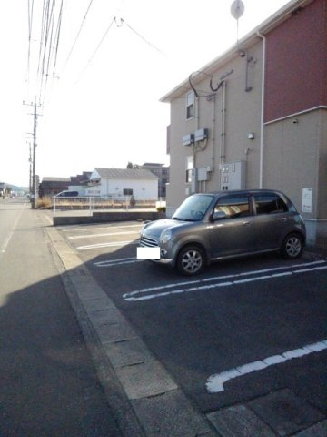 サンリットハウス　Ａの駐車場