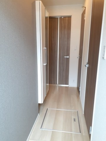 オレガノ　Ｂの玄関