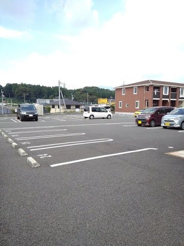 エアリーヒルズ・Ⅱの駐車場