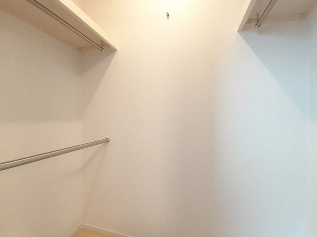 ベルモア長附の収納